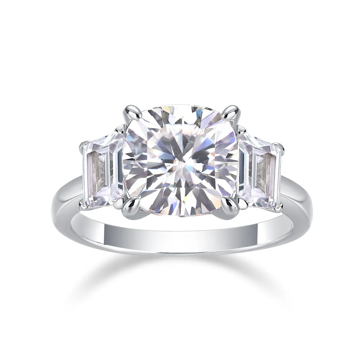 Moissanite köves platinával bevont ezüst gyűrű