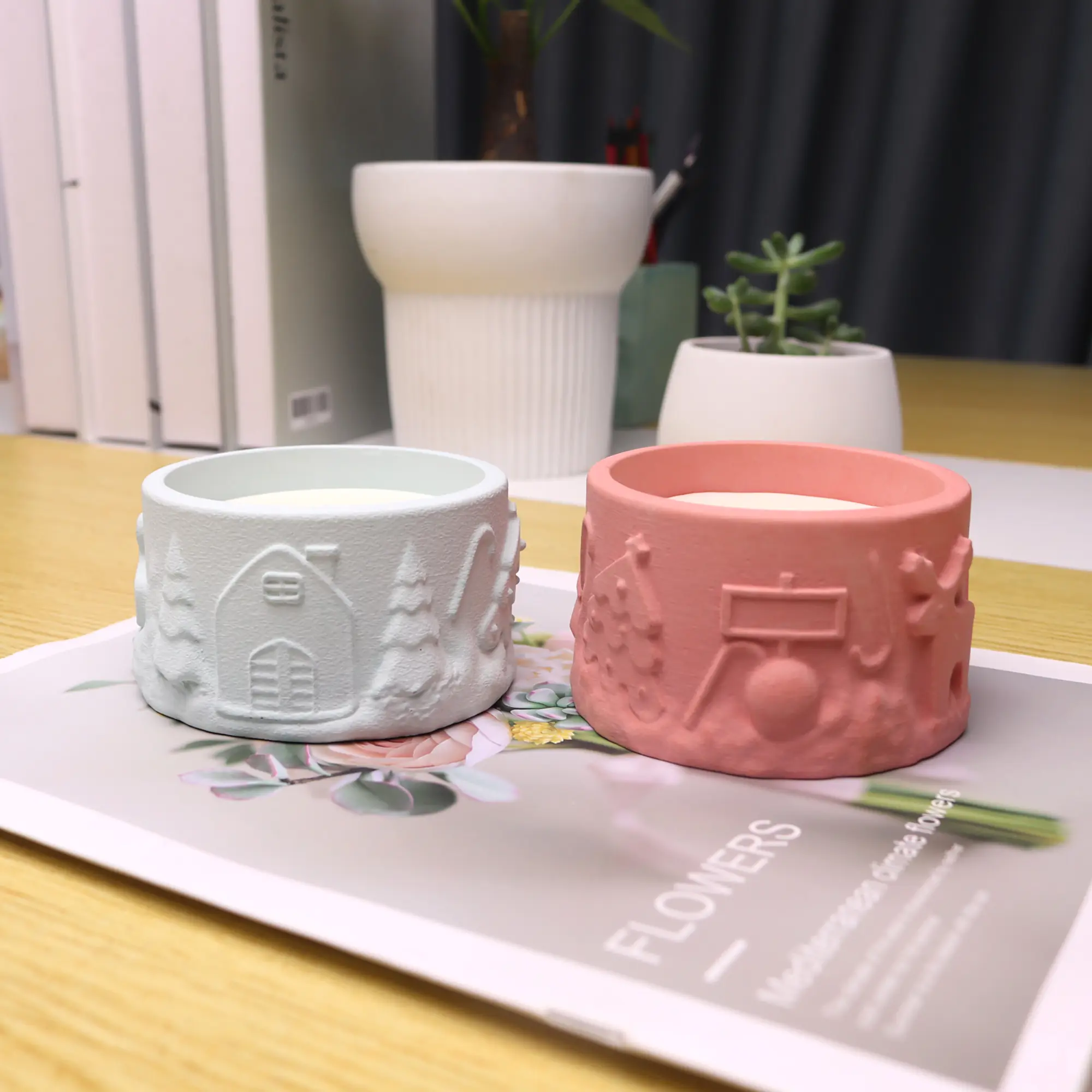 Karácsonyi támájú gyertya tartó