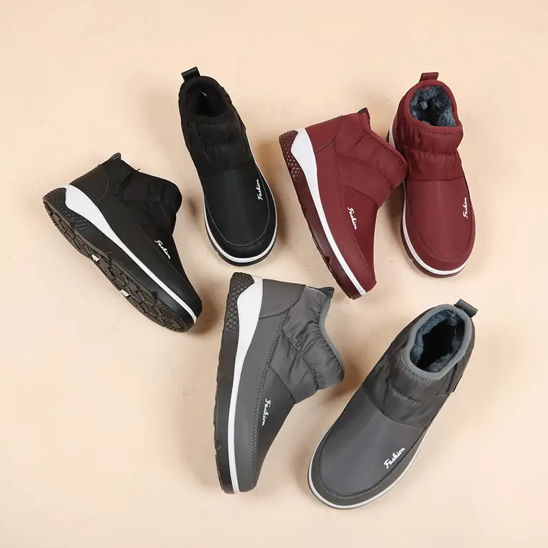 Divatos plüssel bélelt téli cipő